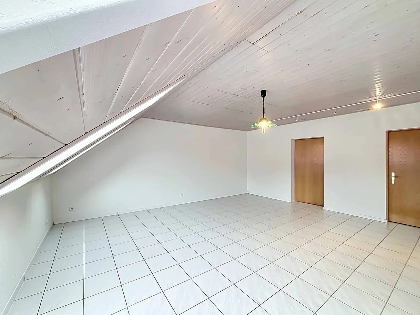 Appartement spacieux à La Chaux-de-Fonds - Photo 1 sur 12