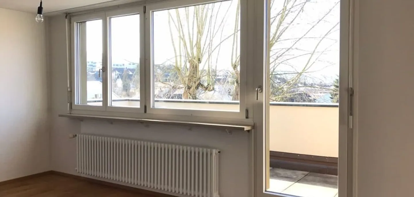 Renovated corner single-family house in a quiet location - Photo 12 of 17