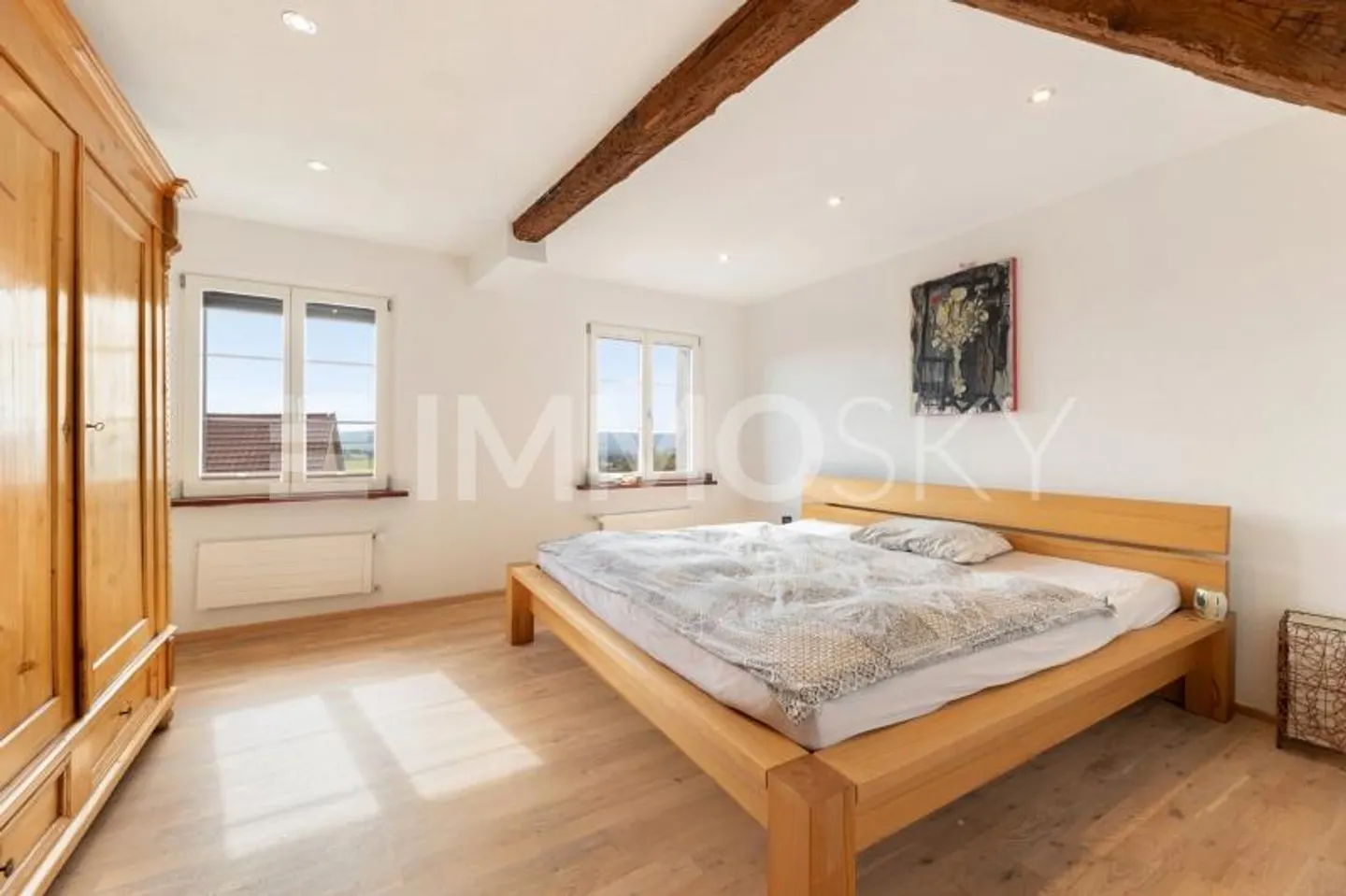 An exclusive, idyllic home with character - Photo 3 of 7