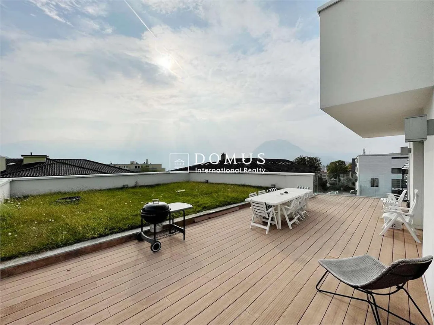 Modern 4.5 rooms, penthouse, with garden - Photo 1 of 13