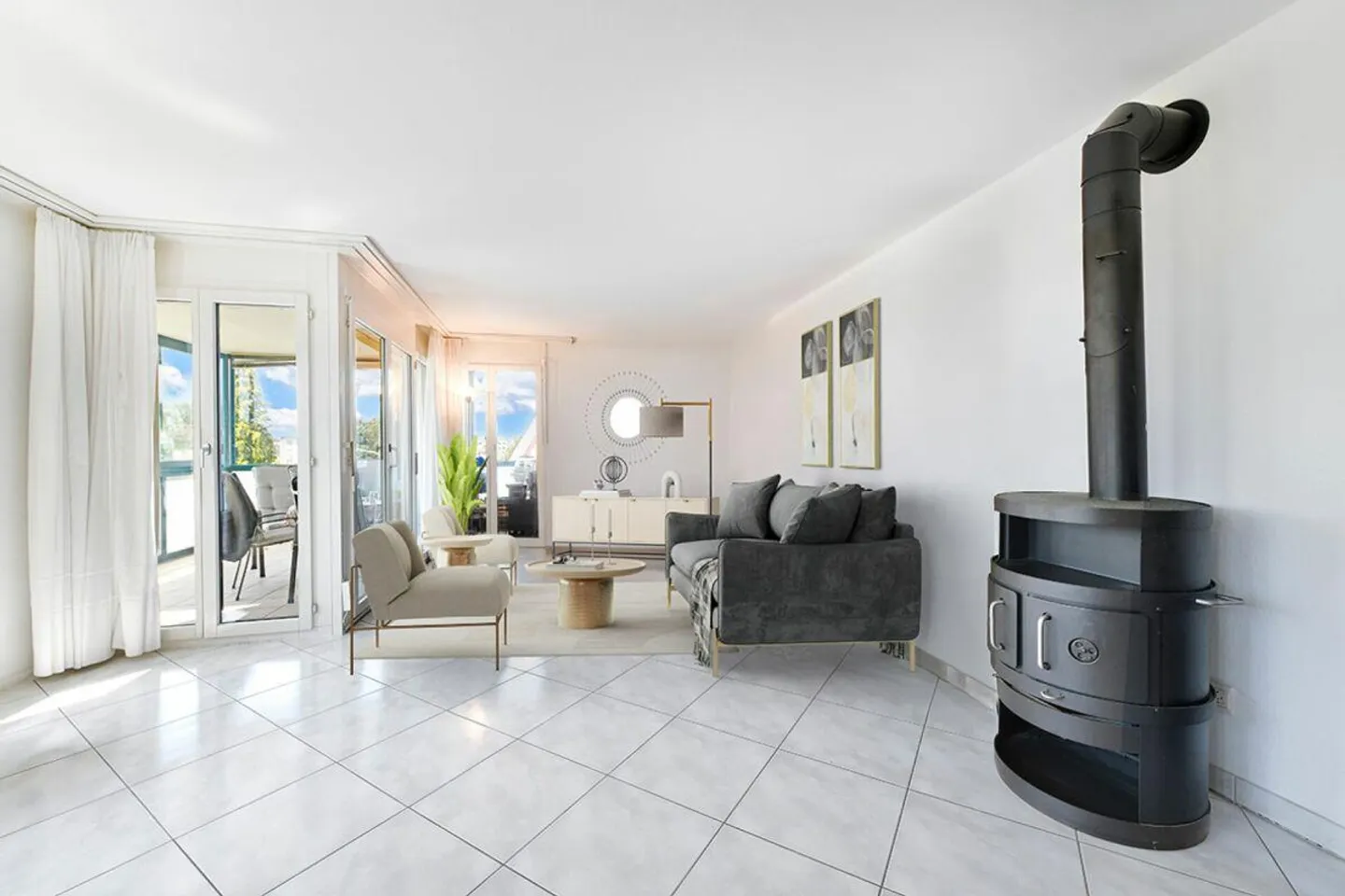 Charming Apartment in Uster - Photo 2 of 15