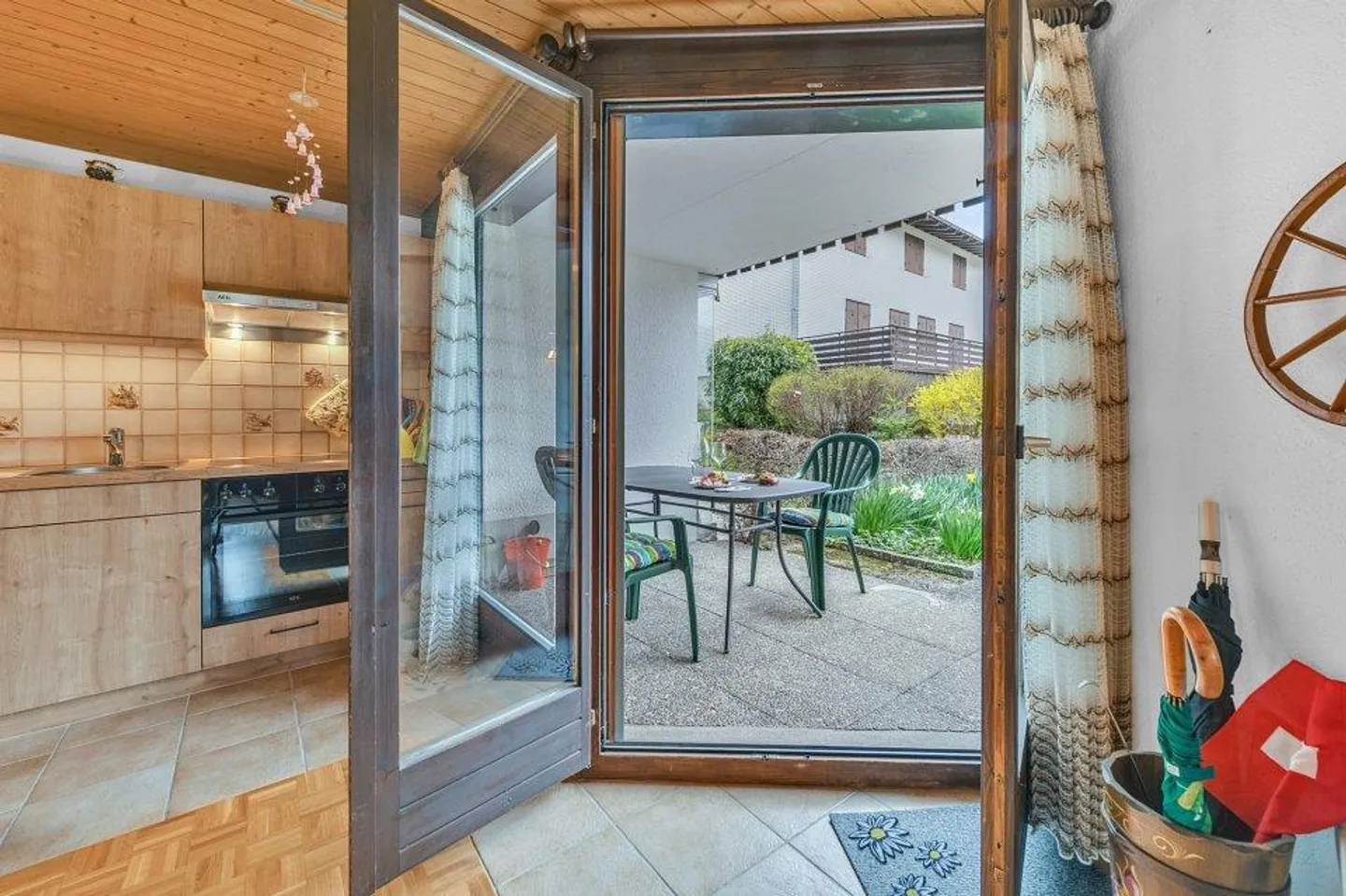 Charming 2½ Room Holiday Apartment in Bühl - Nesslau - Photo 7 of 13