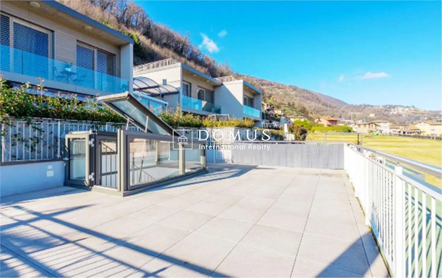 Elegantes Duplex mit 2,5 Zimmern und Dachterrasse - Baujahr 2022 - Foto 1 von 12