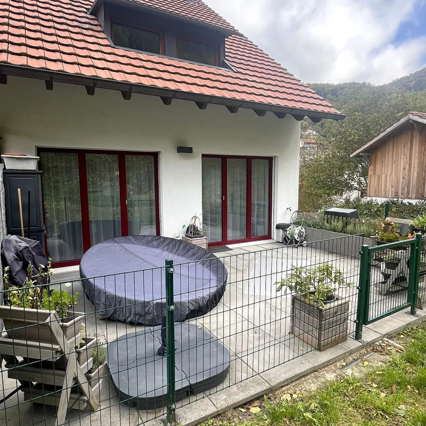 Stilvolles 4.5-Zimmer Einfamilienhaus in naturnaher Umgebung - Foto 16 von 17