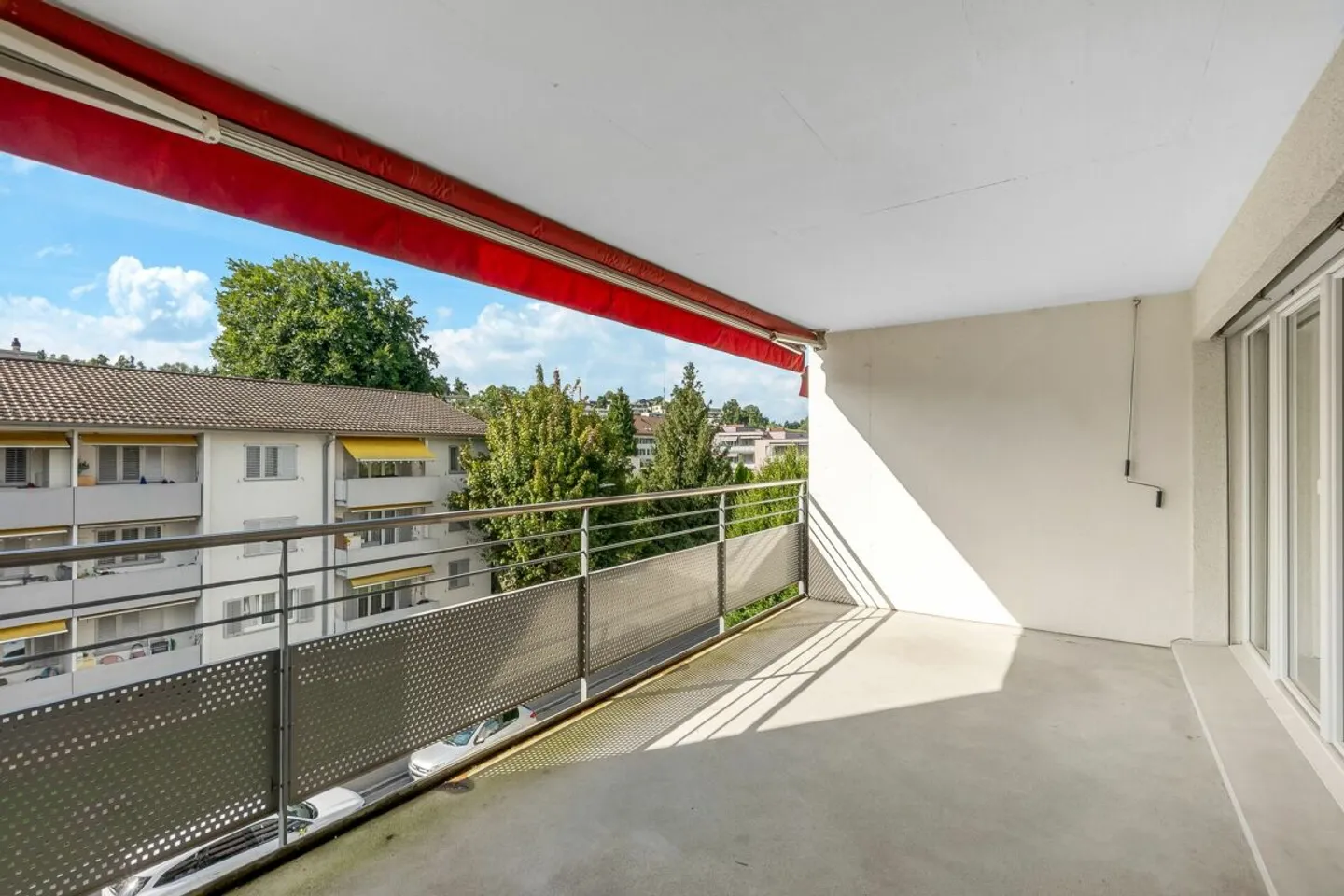 Appartement moderne avec balcons - Photo 6 sur 13