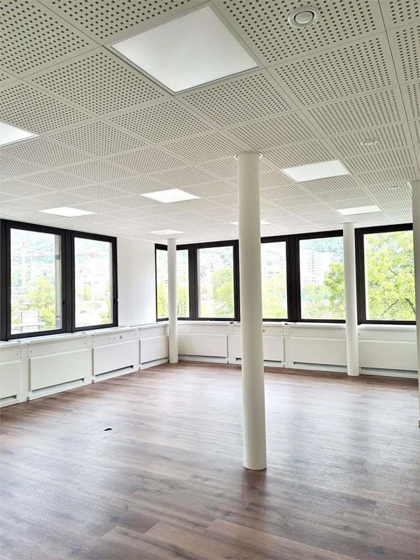 Spazio commerciale di alto profilo - Foto 2 di 6