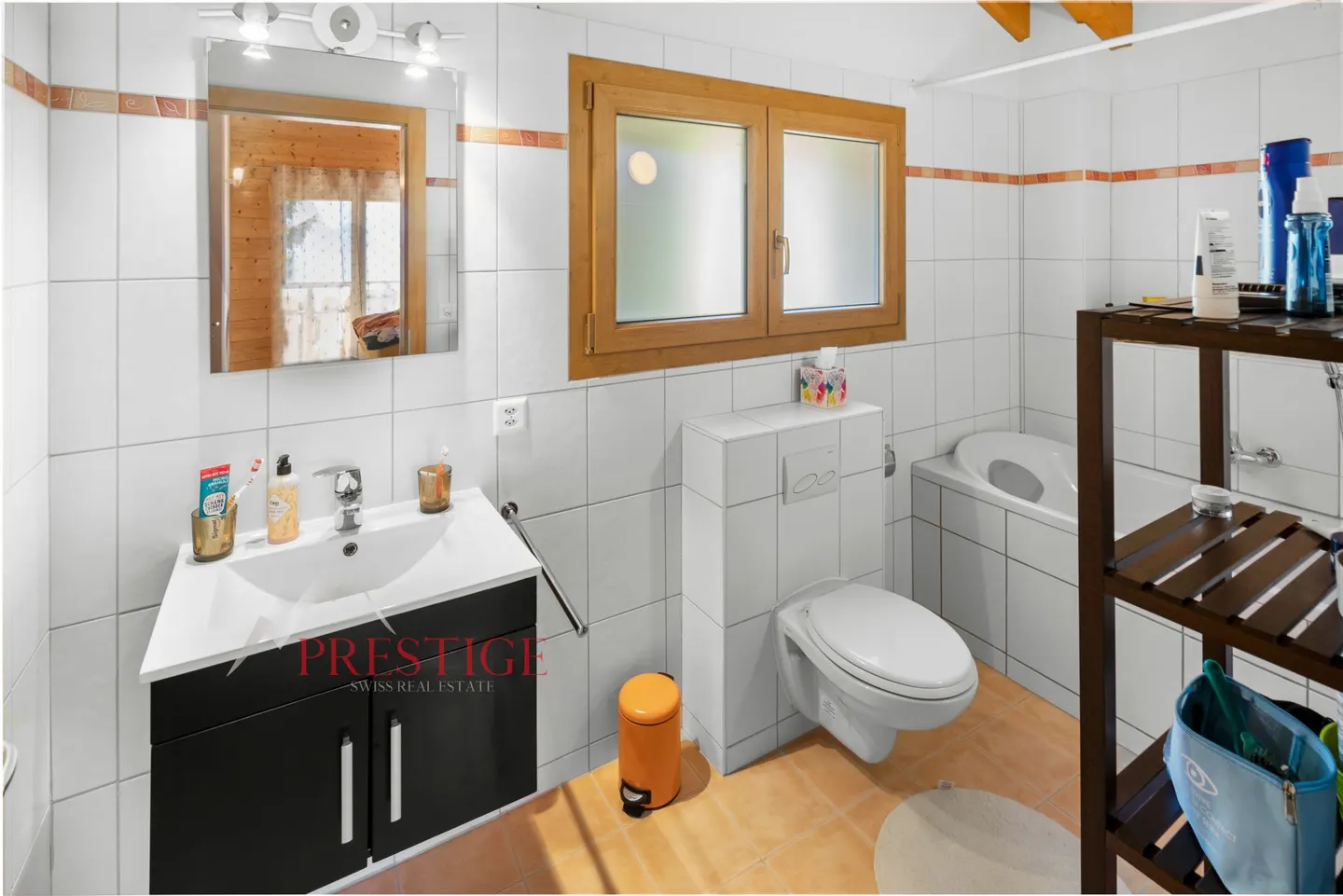 Beautiful 4-bedroom chalet for weekly rental. - Photo 13 of 16