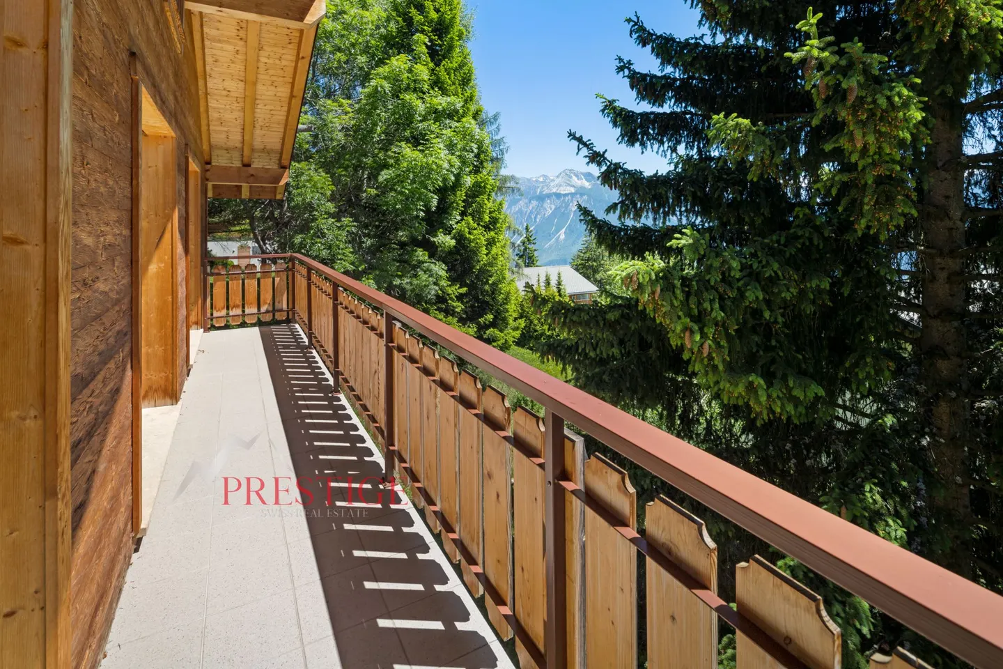 Beautiful 4-bedroom chalet for weekly rental. - Photo 14 of 16
