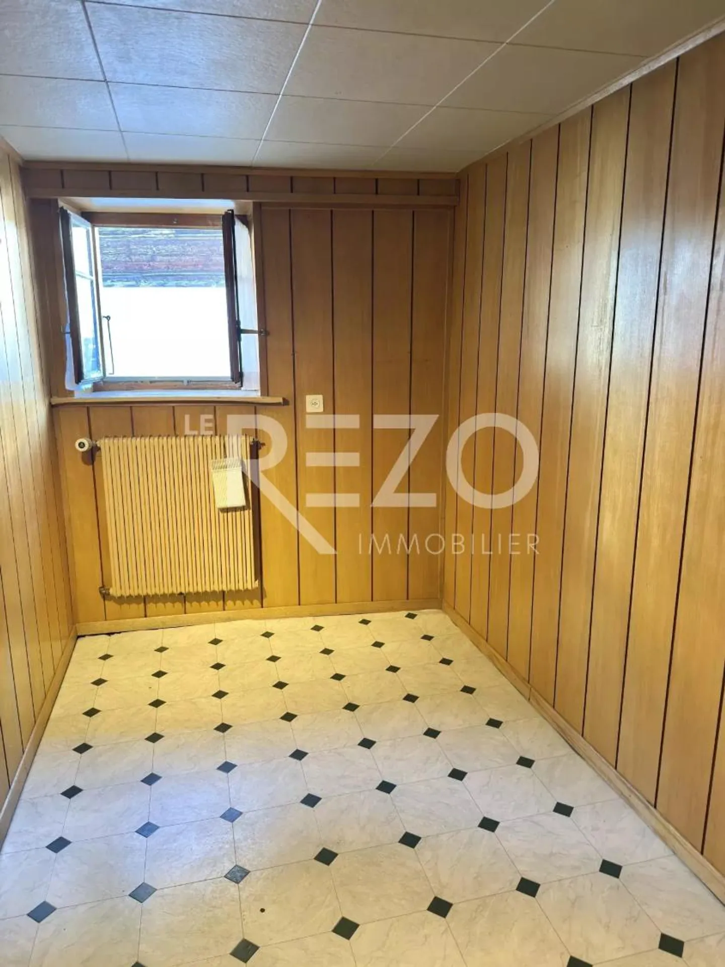 4,5-Zimmer-Wohnung in einem denkmalgeschützten Haus - (1978) LENS - Foto 7 von 11