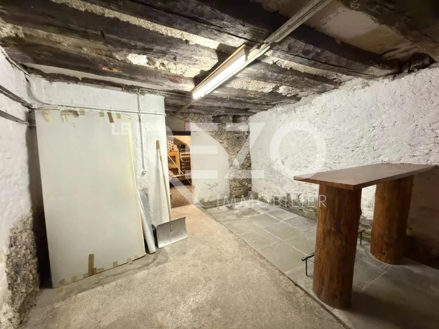 4,5-Zimmer-Wohnung in einem denkmalgeschützten Haus - (1978) LENS - Foto 9 von 11