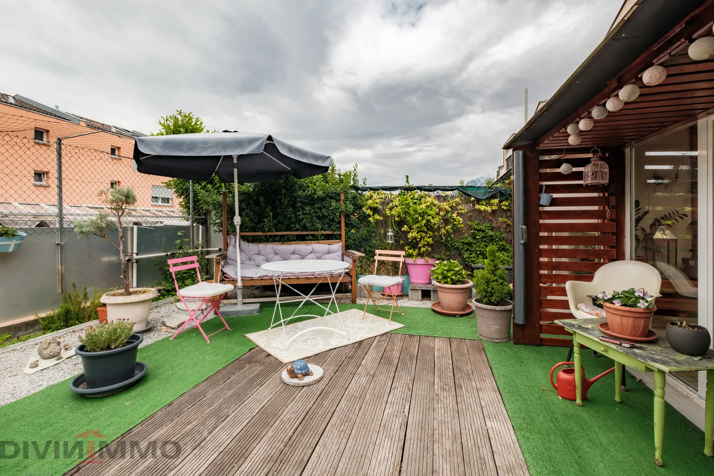Casa d'angolo a schiera di 6,5 vani, garage, 4 posti auto - Foto 9 di 19