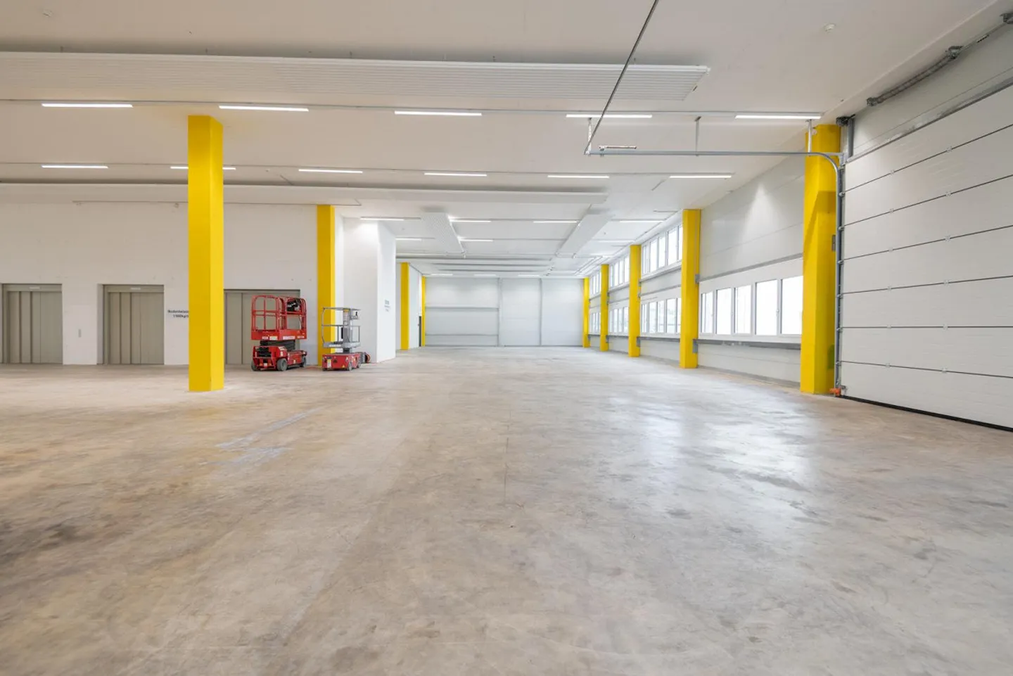 Nuovi Spazi Commerciali - Foto 10 di 28