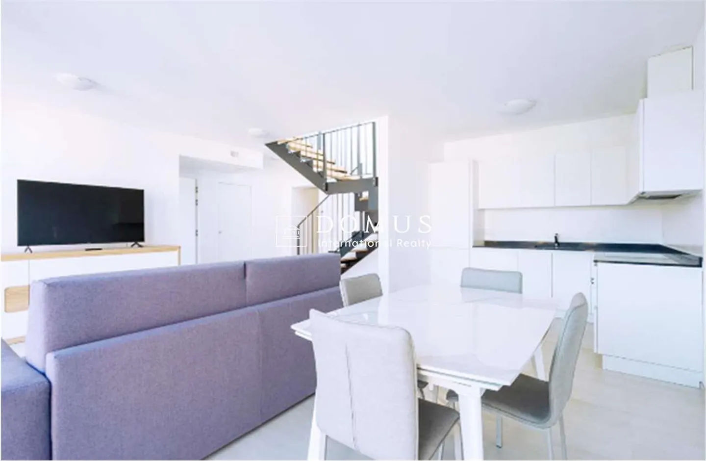 Residential complex for income 5 fully rented units - Photo 3 of 11