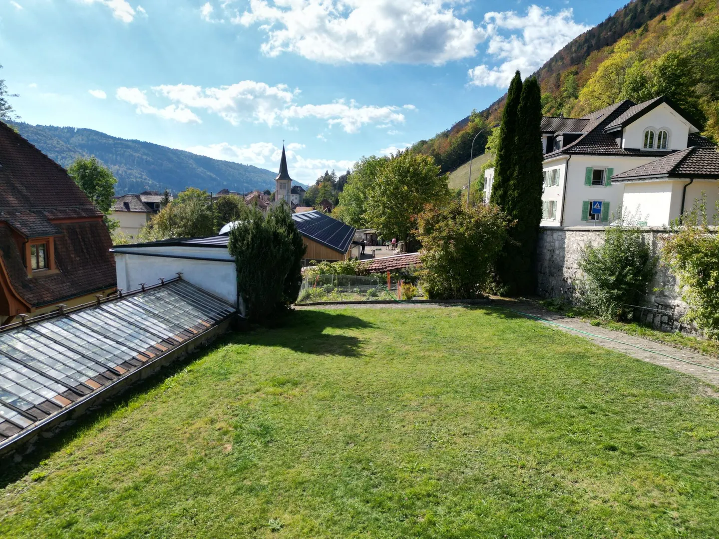Maison avec potentiel de rénovation - Photo 10 sur 12