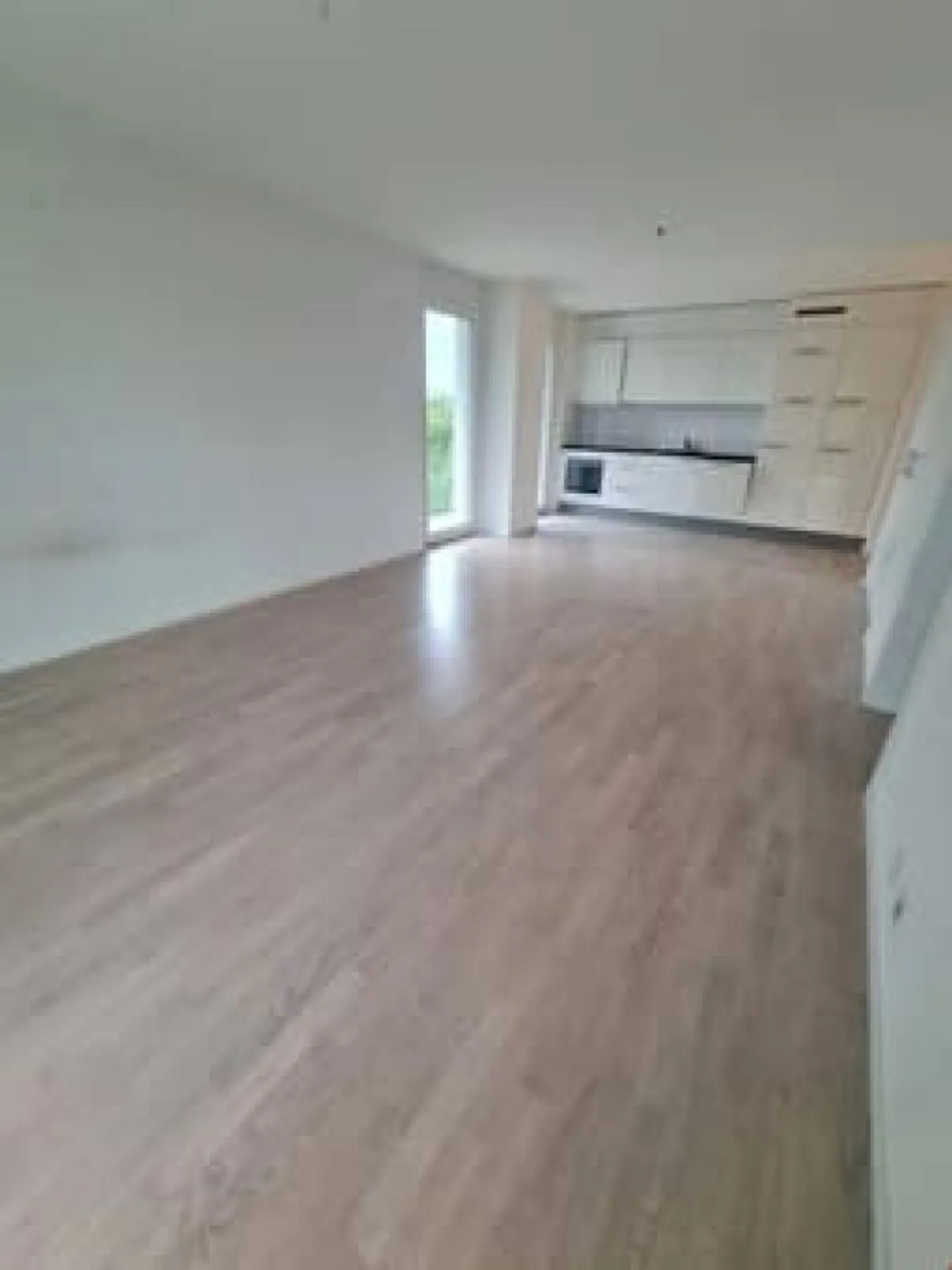 À louer - Belle appartement de 2,5 pièces avec jardin et vue sur le lac à Mont-sur-Lausanne - Photo 2 sur 7