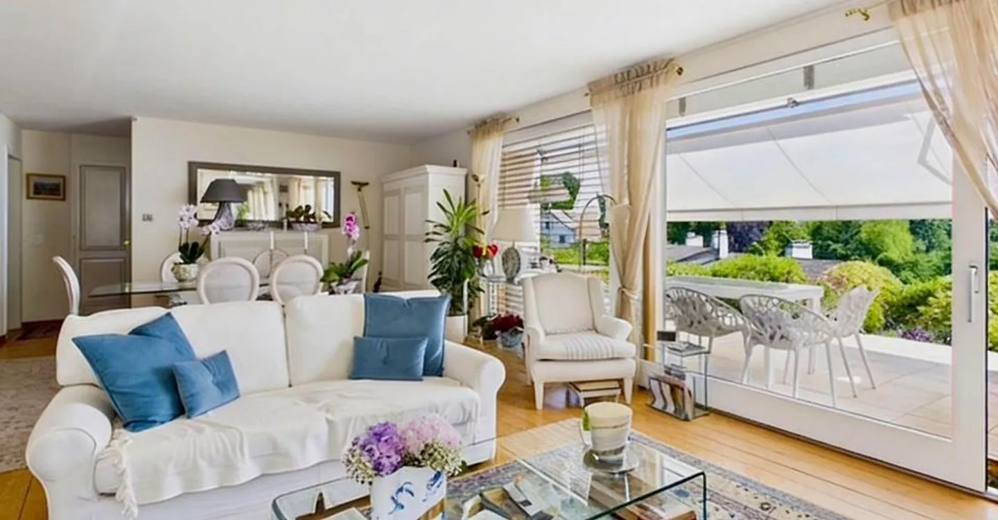 4.5 Zimmer Luxuswohnung - 99 m² Terrasse & Panoramablick auf den See - Foto 6 von 10