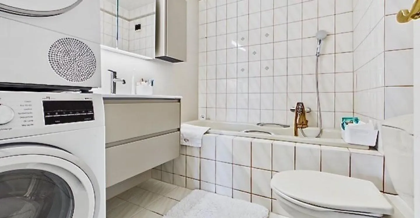 4.5 Zimmer Luxuswohnung - 99 m² Terrasse & Panoramablick auf den See - Foto 10 von 10