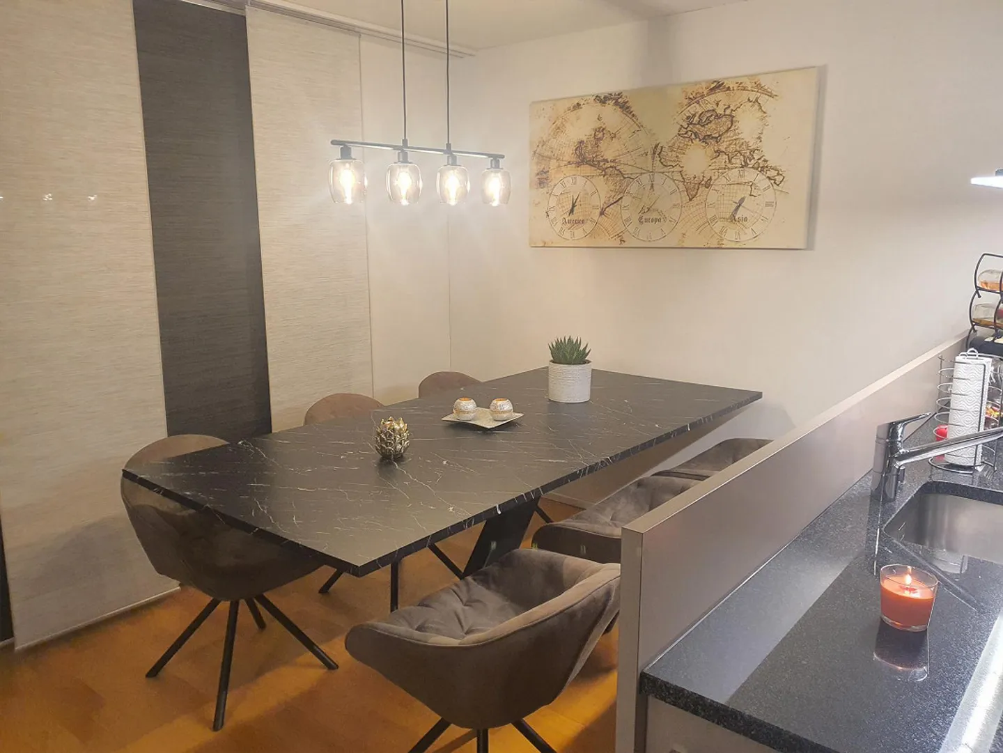 Moderno appartamento attico di 3,5 stanze con vista e sole a Menziken - Foto 7 di 19