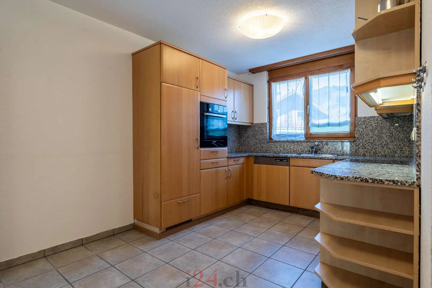 6.5 Zi-Doppeleinfamilienhaus mit Einliegerwohnung - Foto 4 von 8