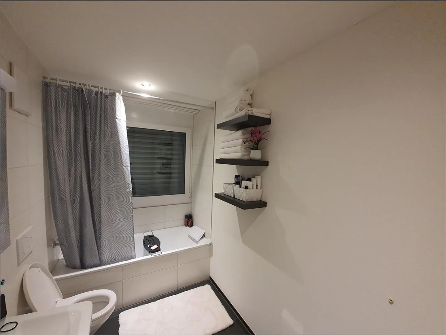 Moderno appartamento attico di 3,5 stanze con vista e sole a Menziken - Foto 5 di 19