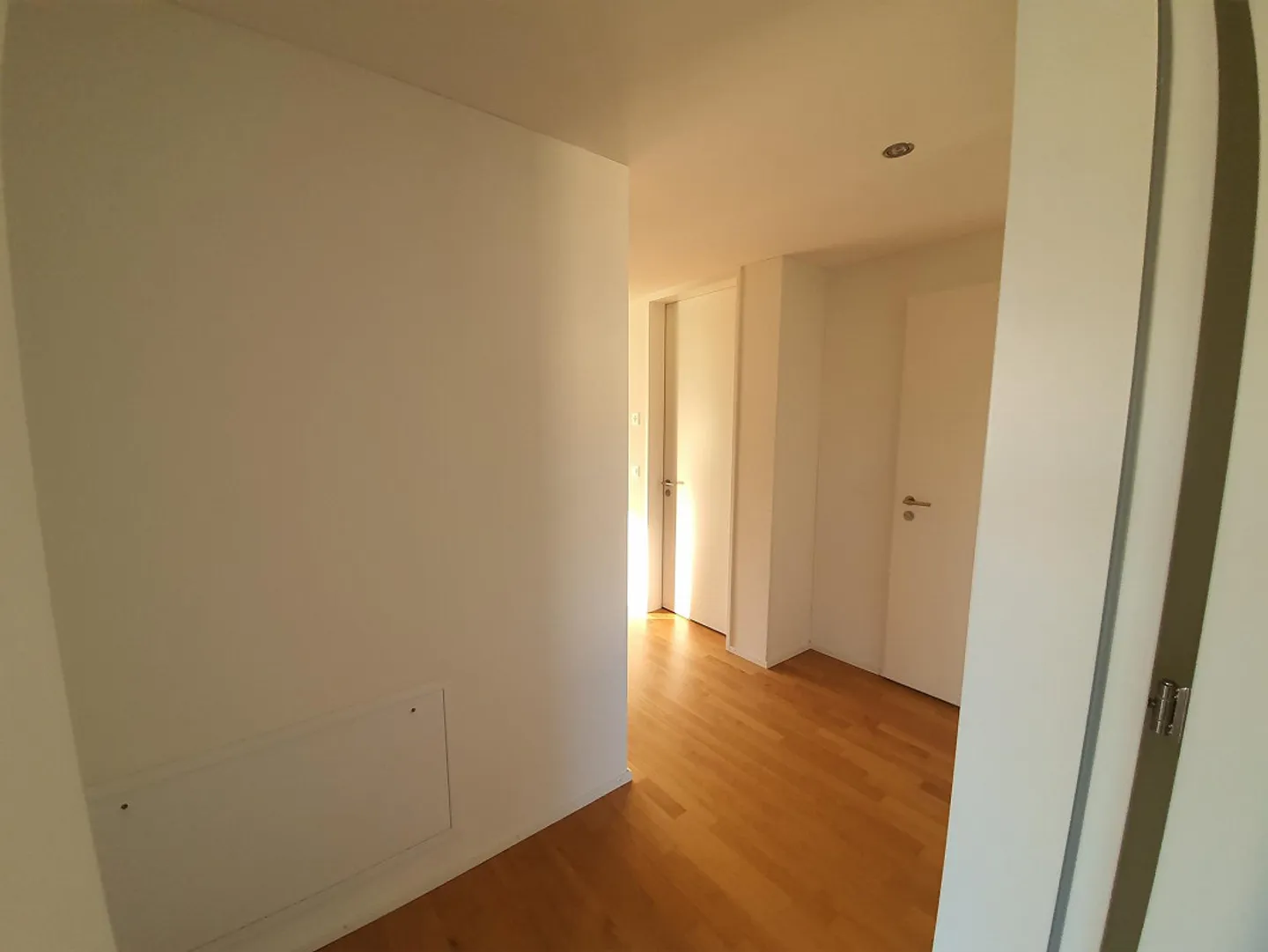 Moderno appartamento attico di 3,5 stanze con vista e sole a Menziken - Foto 12 di 19