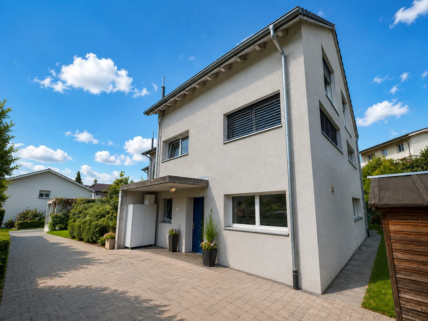 Modern family house with sunny garden in a sought-after residential area - Photo 16 of 16