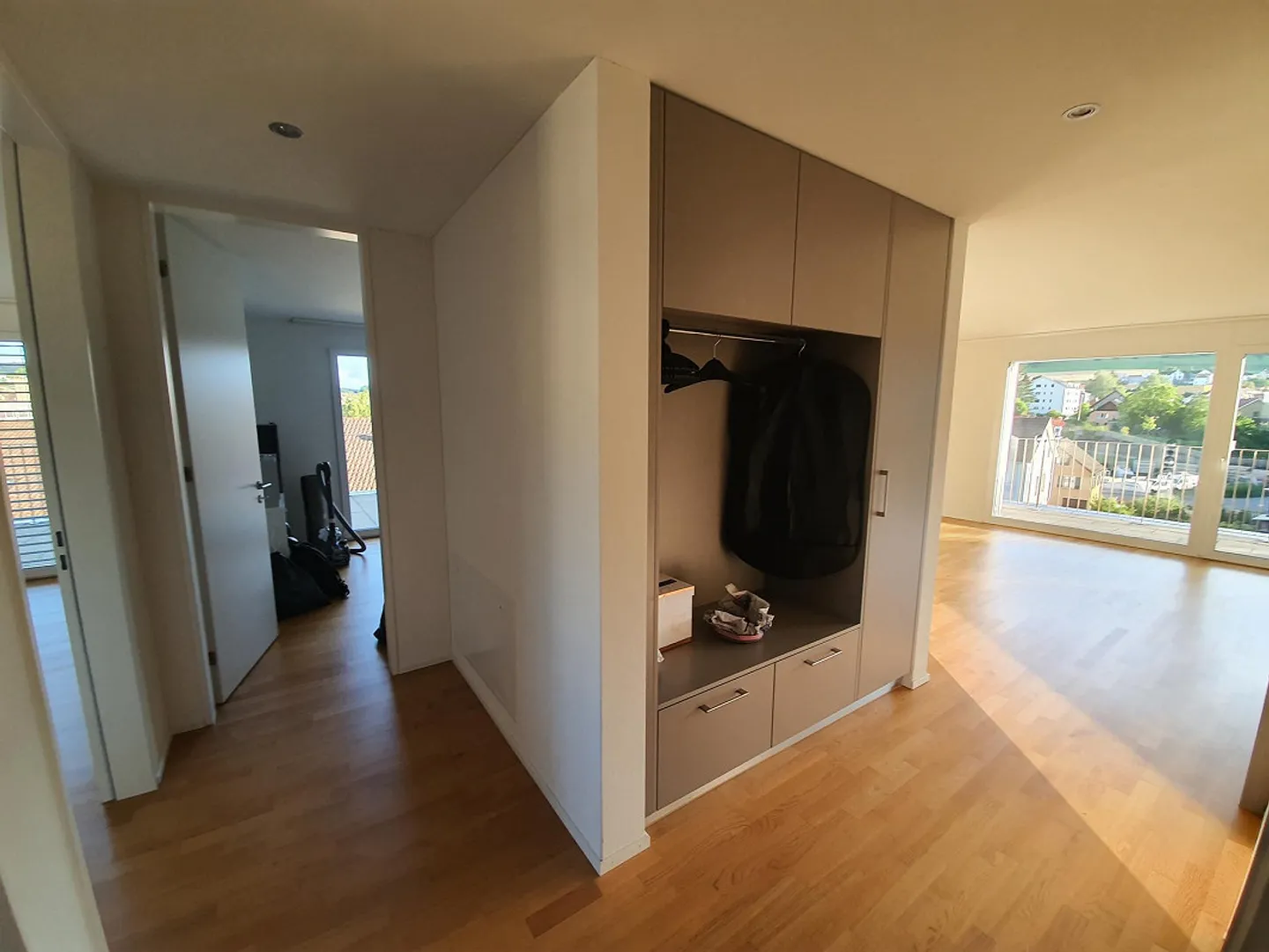 Moderno appartamento attico di 3,5 stanze con vista e sole a Menziken - Foto 13 di 19