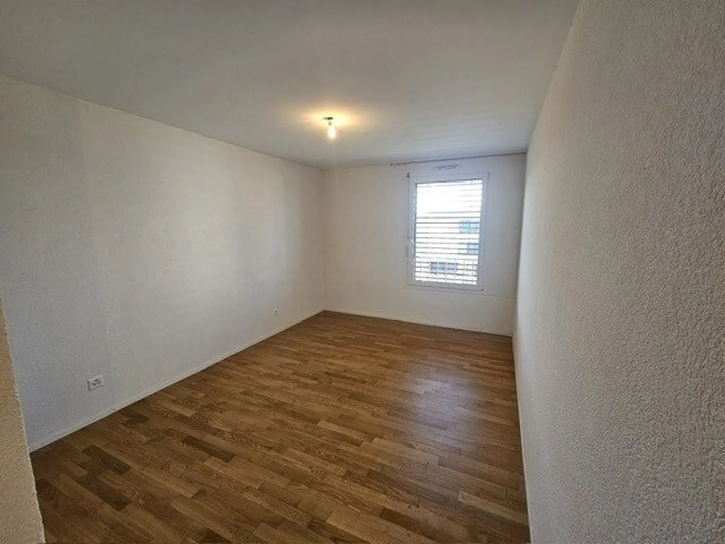 Bel appartamento di 4,5 locali al 4° piano - Foto 3 di 6