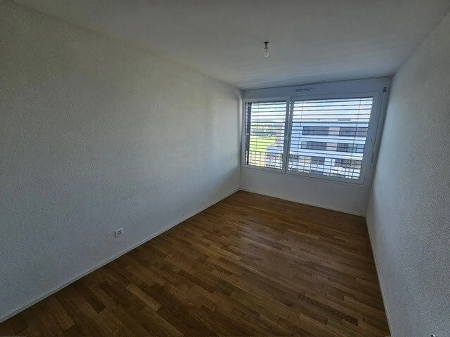 Bel appartamento di 4,5 locali al 4° piano - Foto 4 di 6