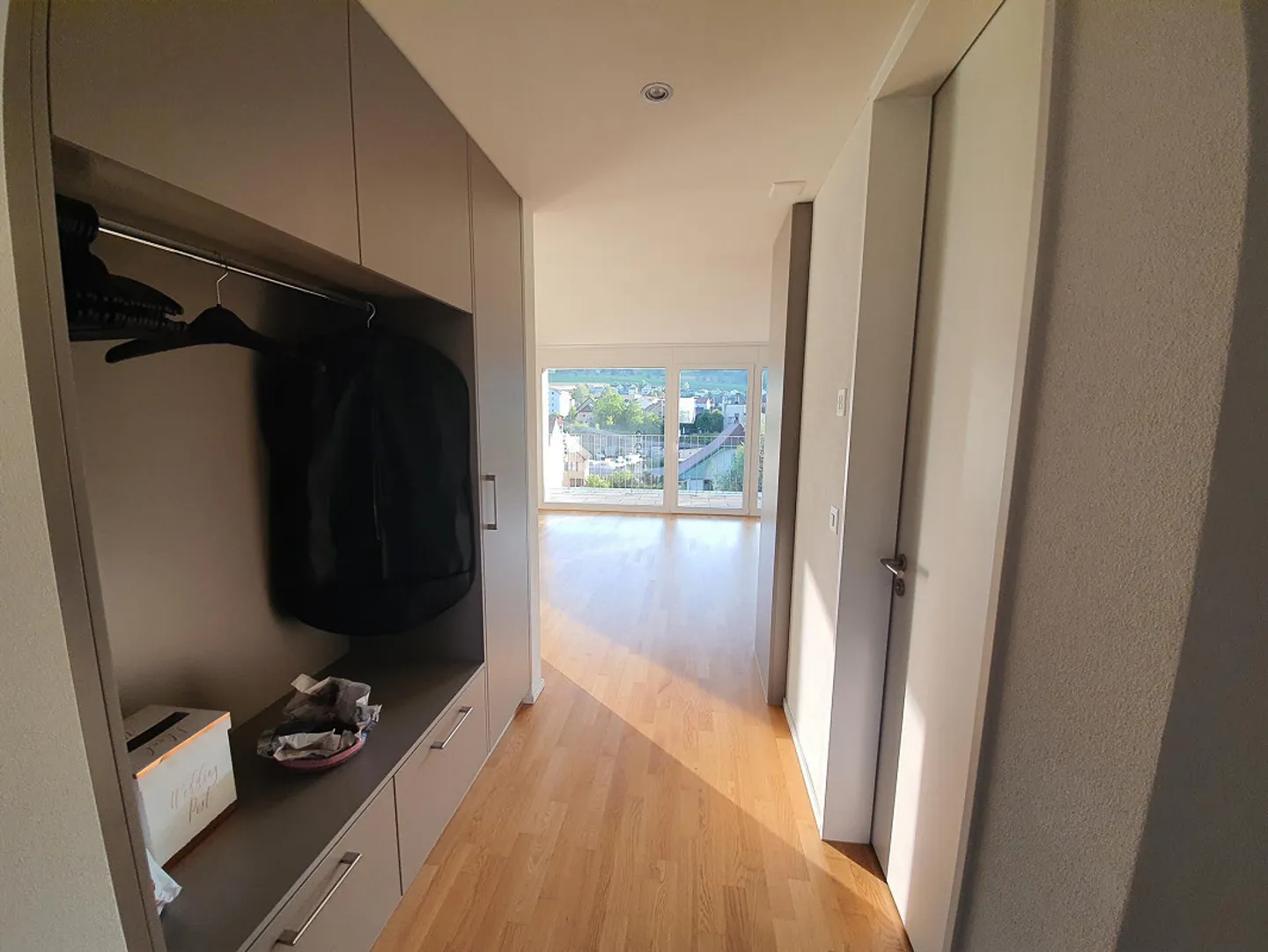 Moderno appartamento attico di 3,5 stanze con vista e sole a Menziken - Foto 14 di 19