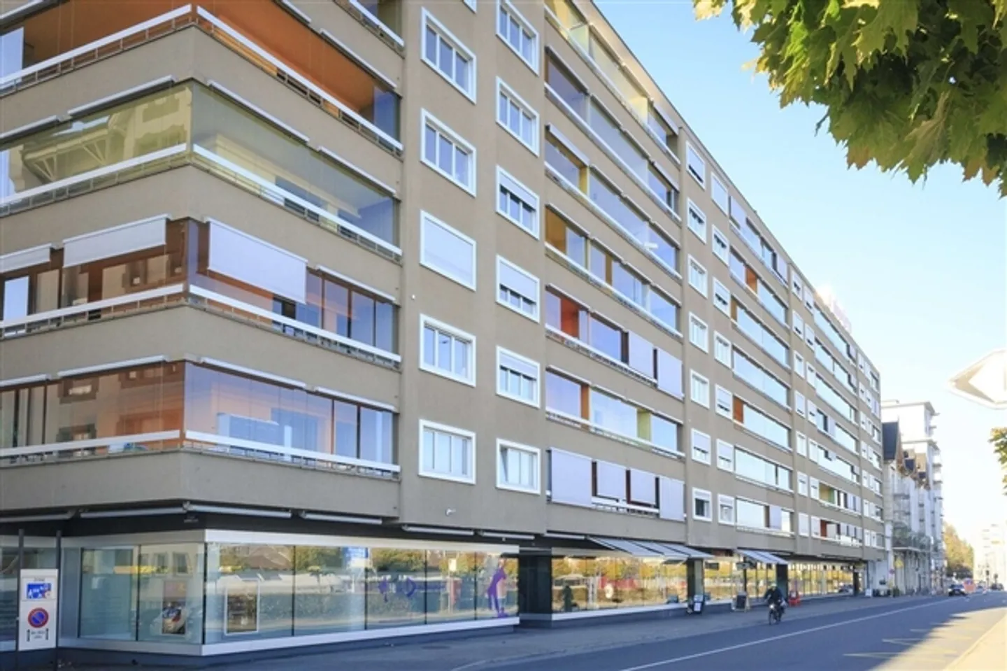 Ampio appartamento di 2,5 locali nel centro di Friburgo - Foto 1 di 9