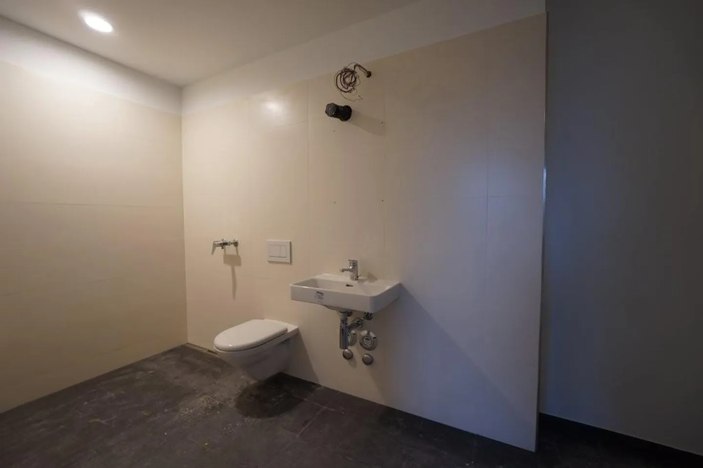 PRIMA AFFITTAZIONE A LIESTAL - ogni appartamento con la propria torre di lavaggio - Foto 7 di 11