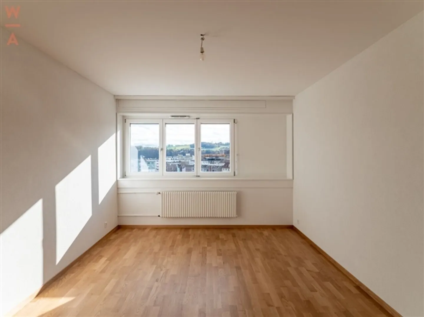 Ampio appartamento di 2,5 locali nel centro di Friburgo - Foto 7 di 9