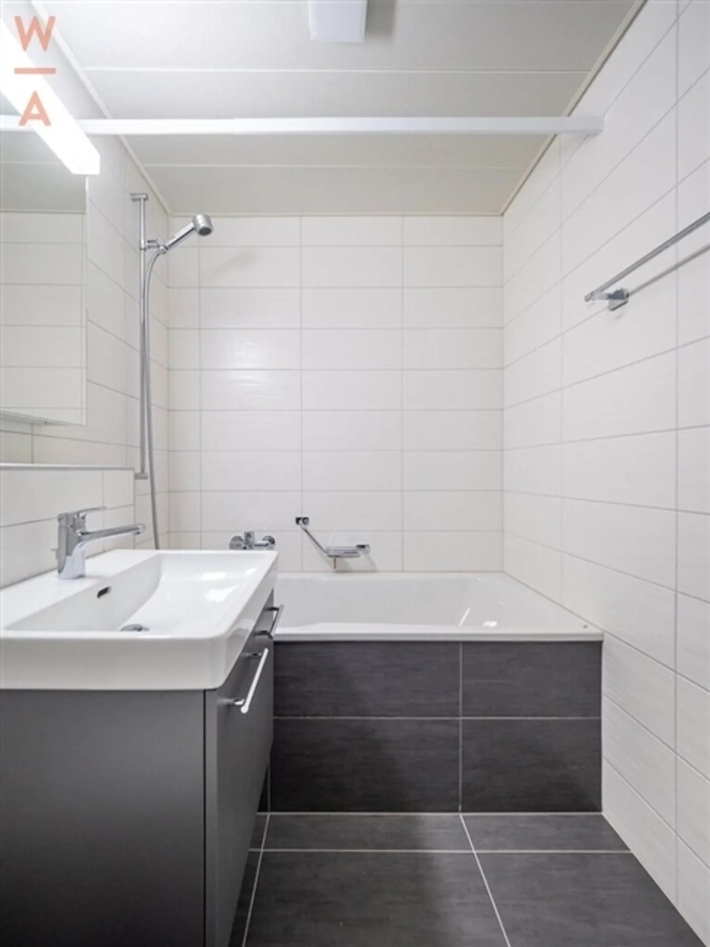 Ampio appartamento di 2,5 locali nel centro di Friburgo - Foto 8 di 9