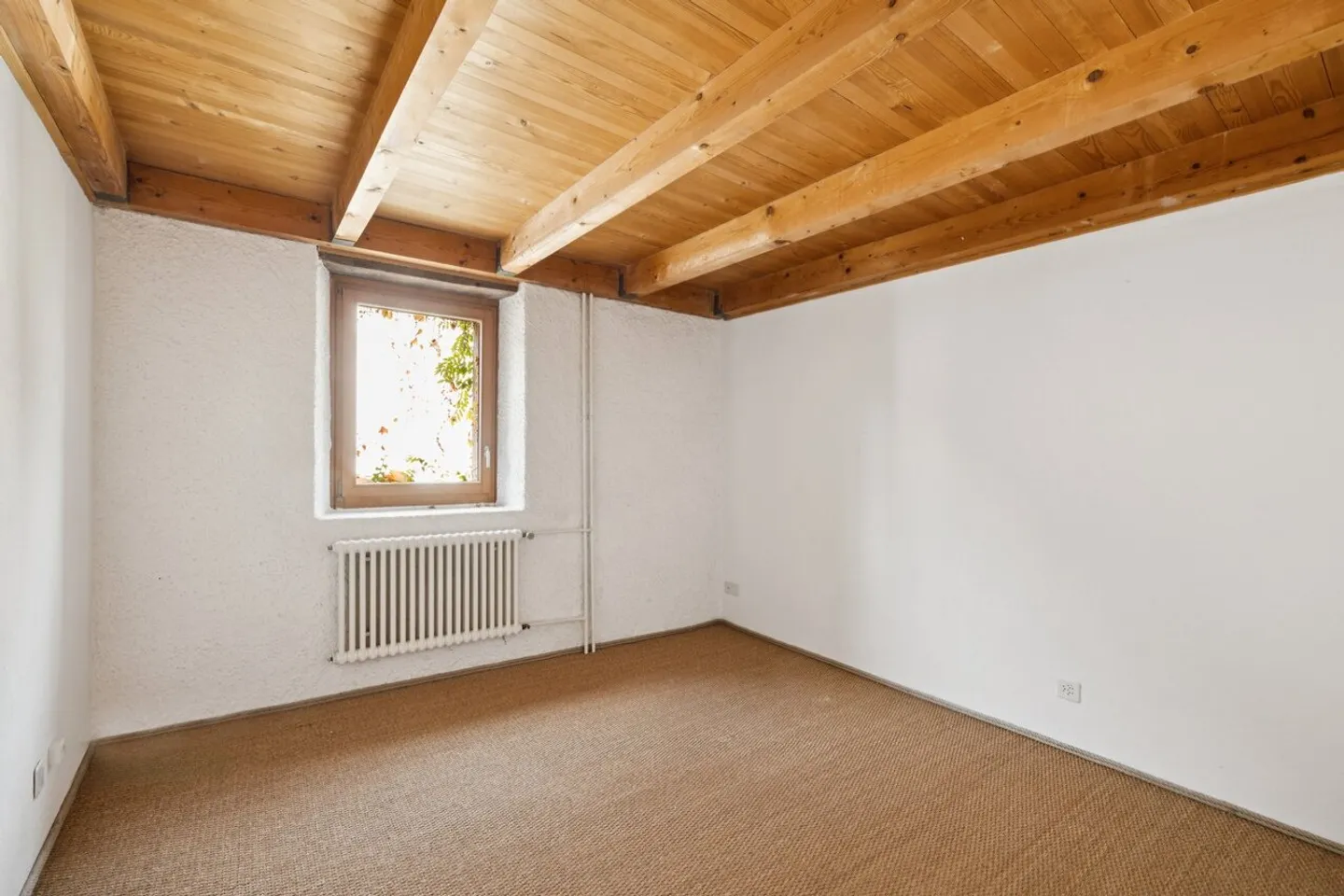 Charming village house with character in the heart of Dardagny - Photo 6 of 10