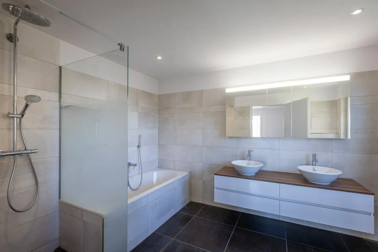 Maison de terrasse penthouse 5.5 pièces dans un emplacement calme - Photo 6 sur 10