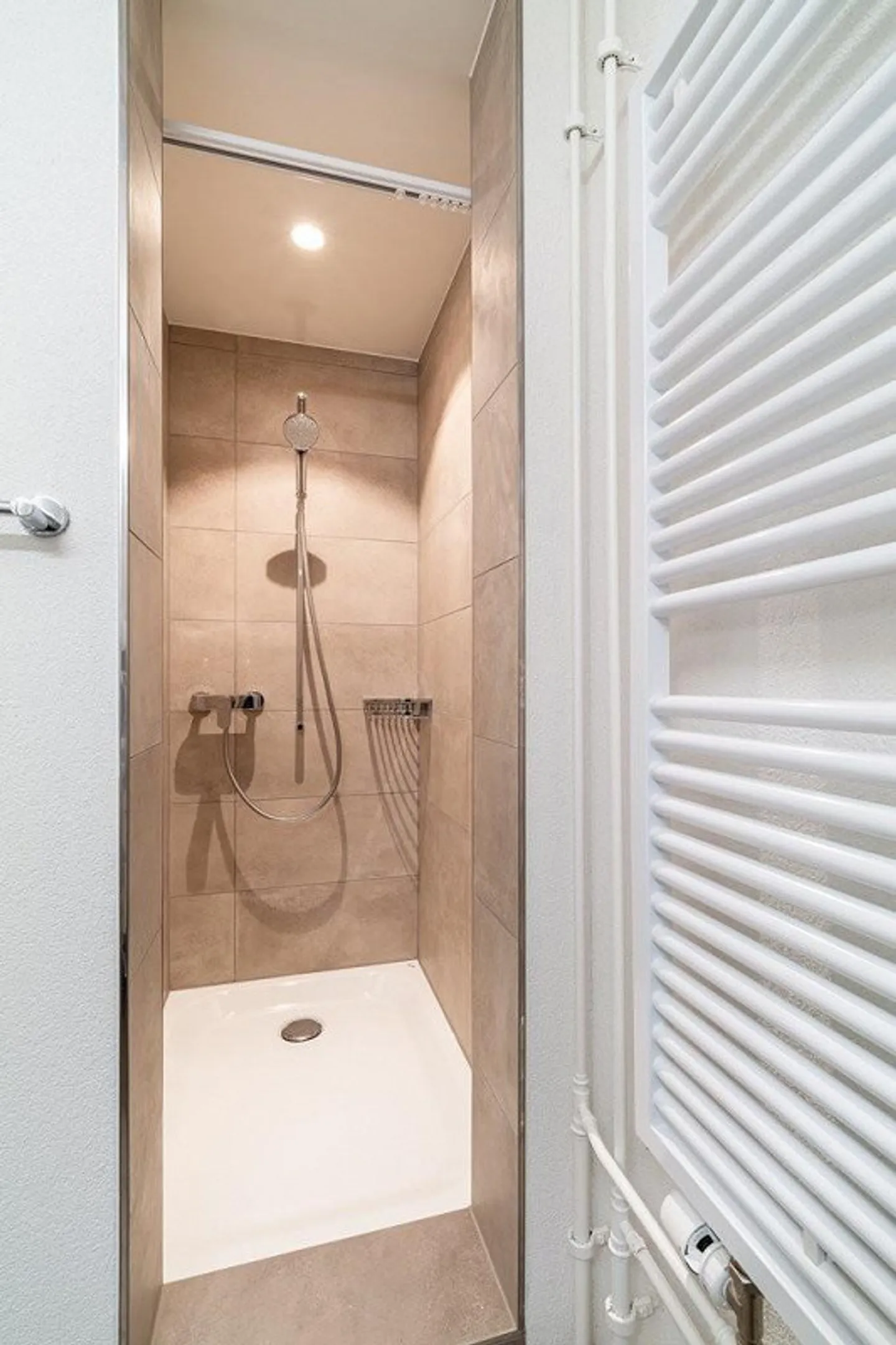 Charmante appartement ancien dans un emplacement calme - Photo 6 sur 7