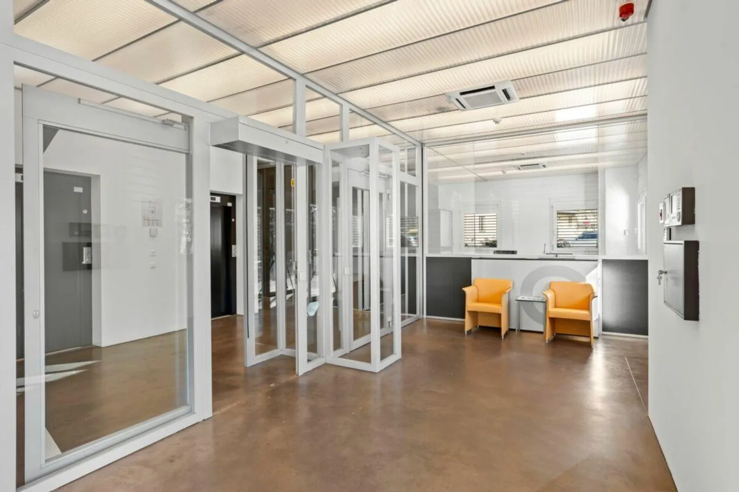 Flexibles und modulares Mehrzweckgebäude zur Miete - Foto 4 von 13