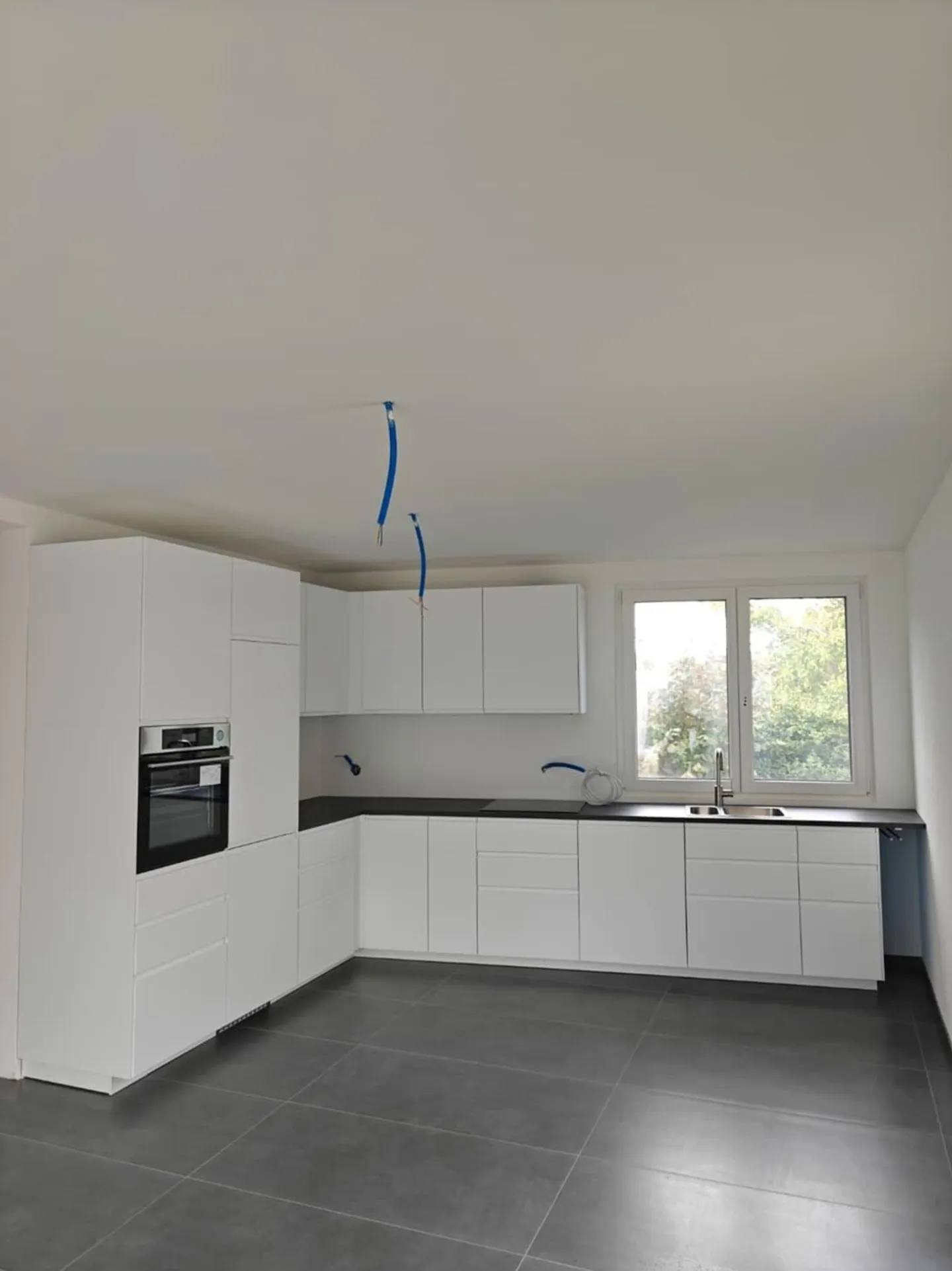 A casa nel verde eppure vicino alla città - Foto 5 di 9