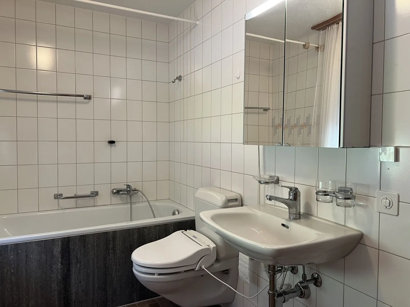 4.5-Zimmerwohnung 1. OG mit Seesicht im Zentrum von Beatenberg - Foto 10 von 18