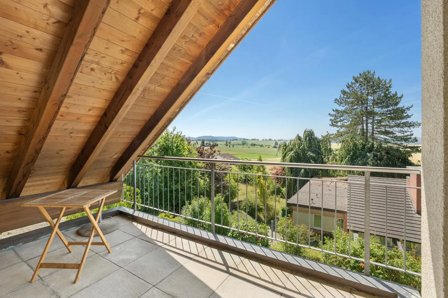 Charming Single-Family Home with Distant Views in Dörflingen - Photo 6 of 17