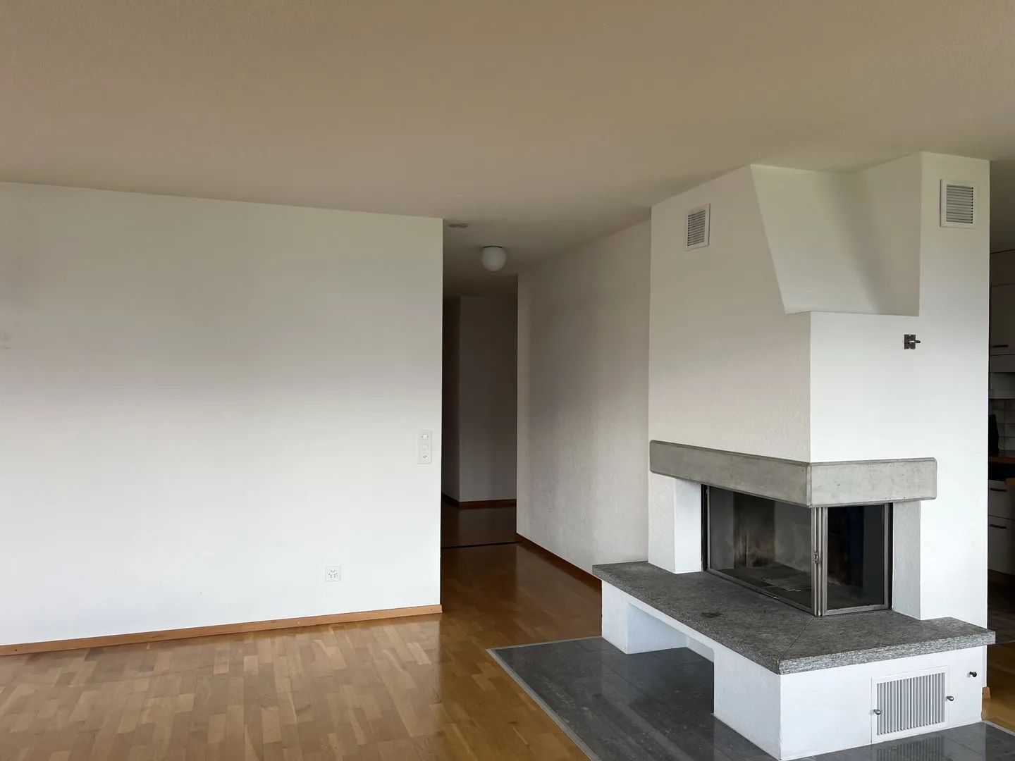 4.5-Zimmerwohnung 1. OG mit Seesicht im Zentrum von Beatenberg - Foto 14 von 18