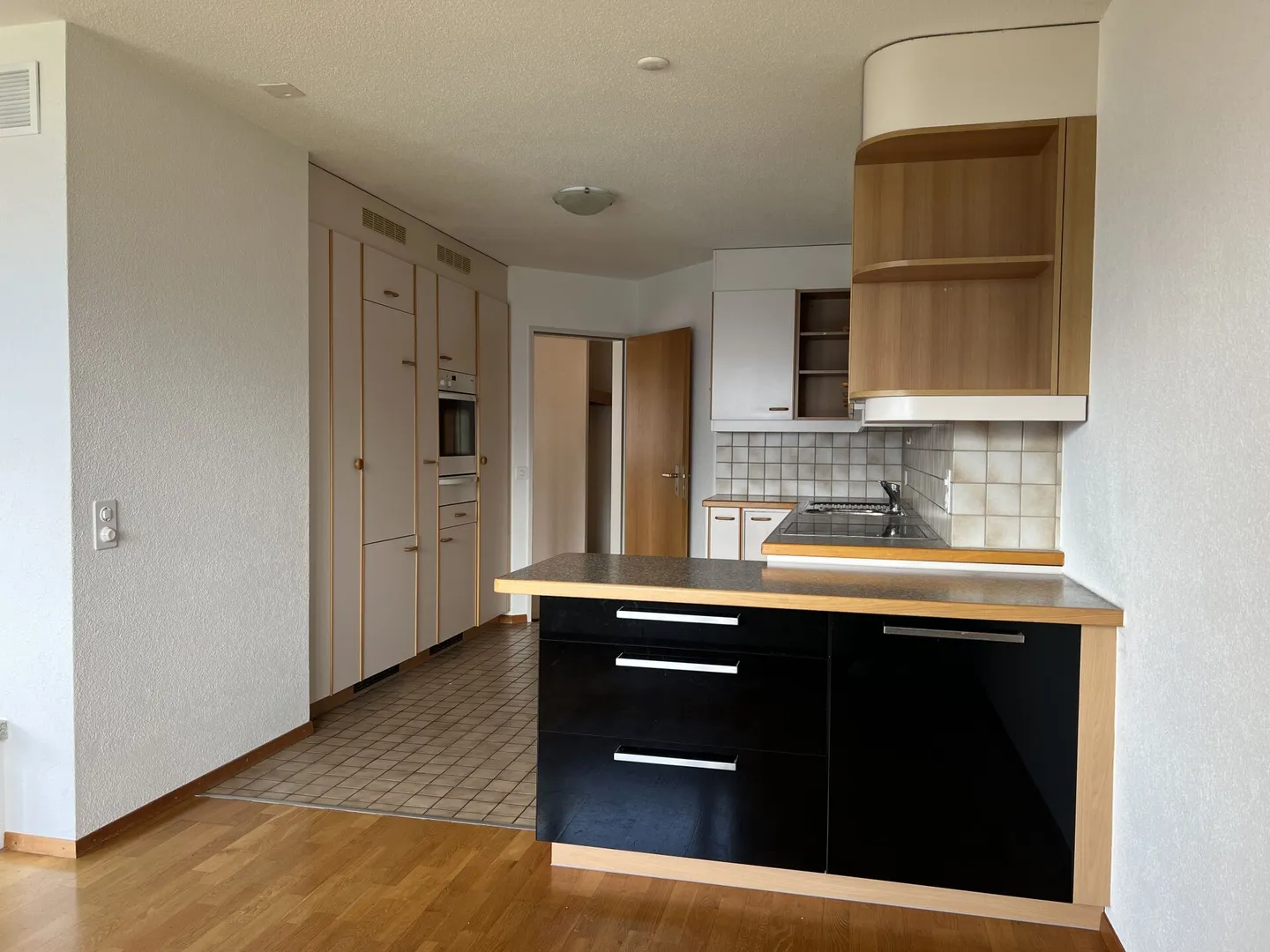 4.5-Zimmerwohnung 1. OG mit Seesicht im Zentrum von Beatenberg - Foto 16 von 18