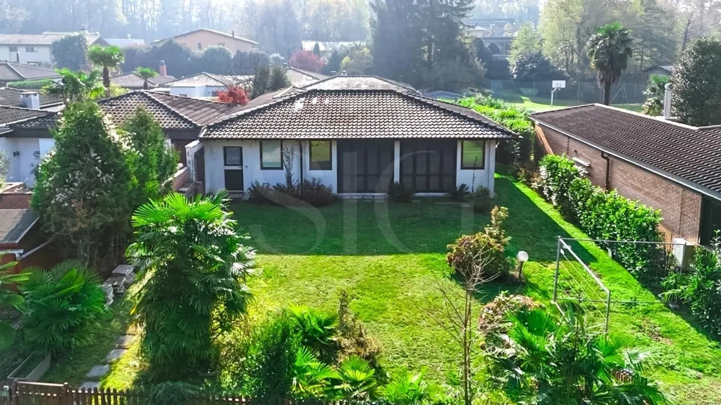 Building land with approved project - Photo 1 of 10