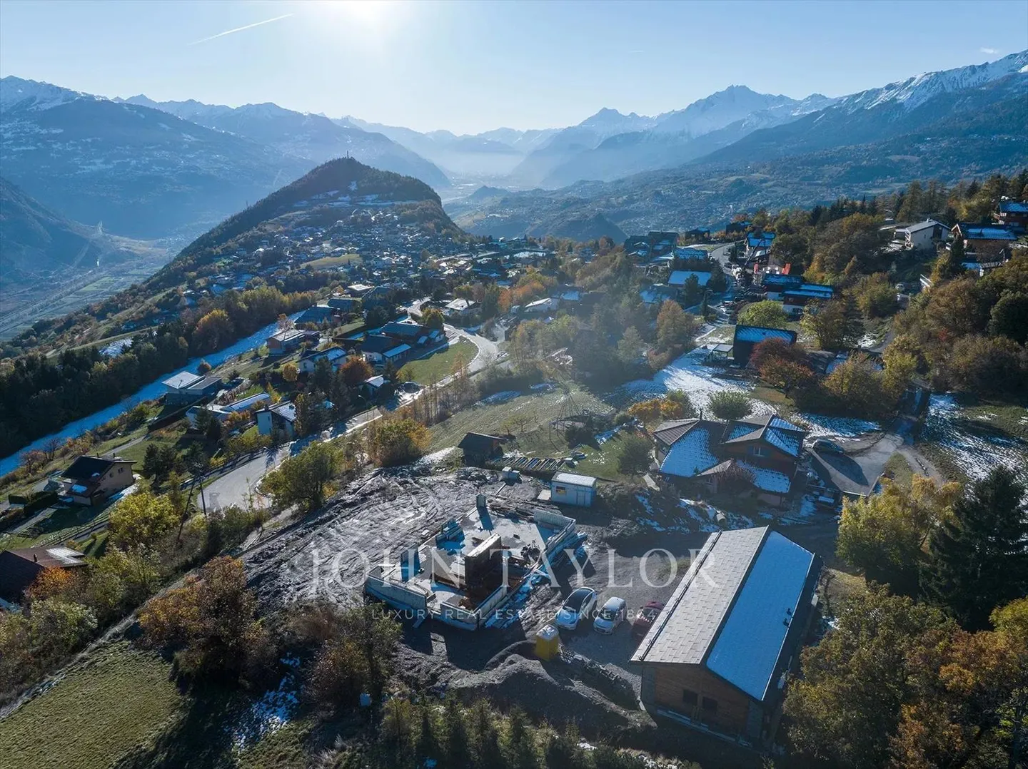 Acquisizione di un progetto su un terreno unico - Foto 2 di 9