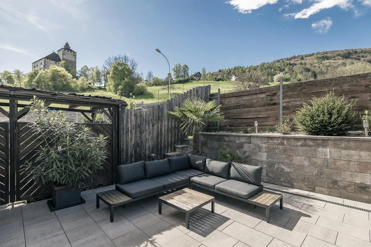 6.5-ROOM TERRACED HOUSE IN THE HEART OF WERDENBERG - Photo 1 of 30