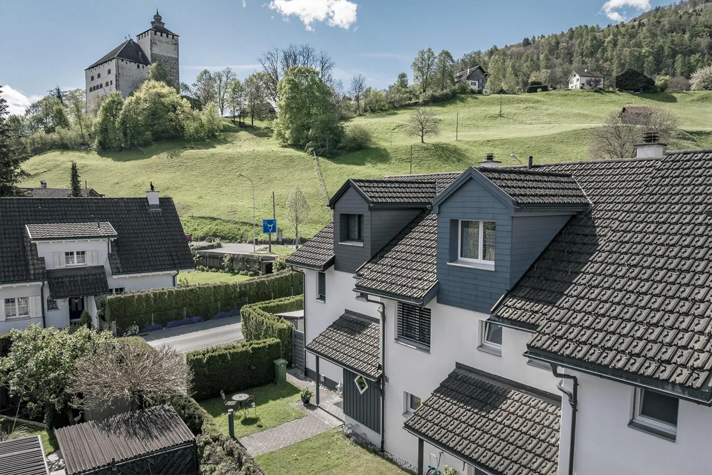 6.5-ROOM TERRACED HOUSE IN THE HEART OF WERDENBERG - Photo 11 of 30