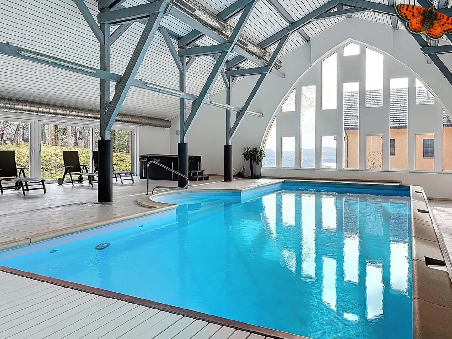Luminoso appartamento 3½ di 117 m² a Châbles con vista sul lago! - Foto 3 di 12