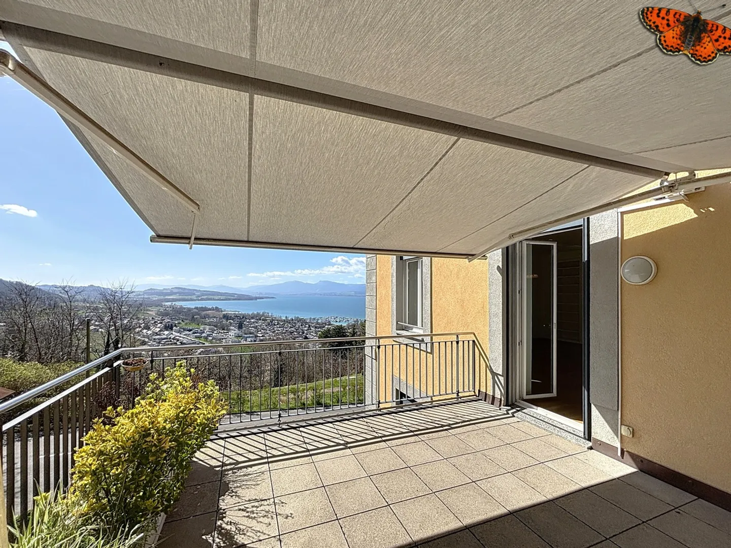 Luminoso appartamento 3½ di 117 m² a Châbles con vista sul lago! - Foto 4 di 12