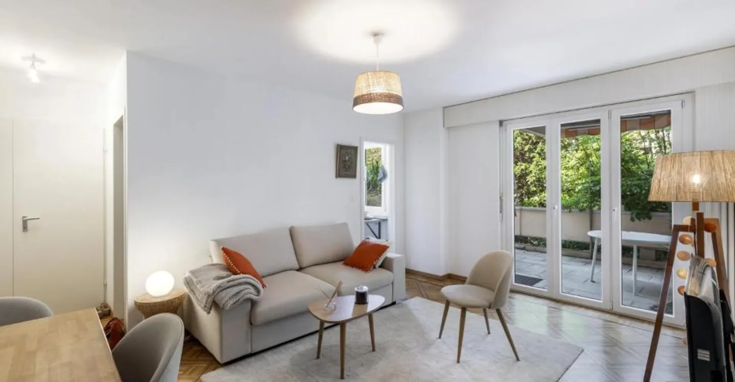 Bel Appartement avec Terrasse - Photo 1 sur 6